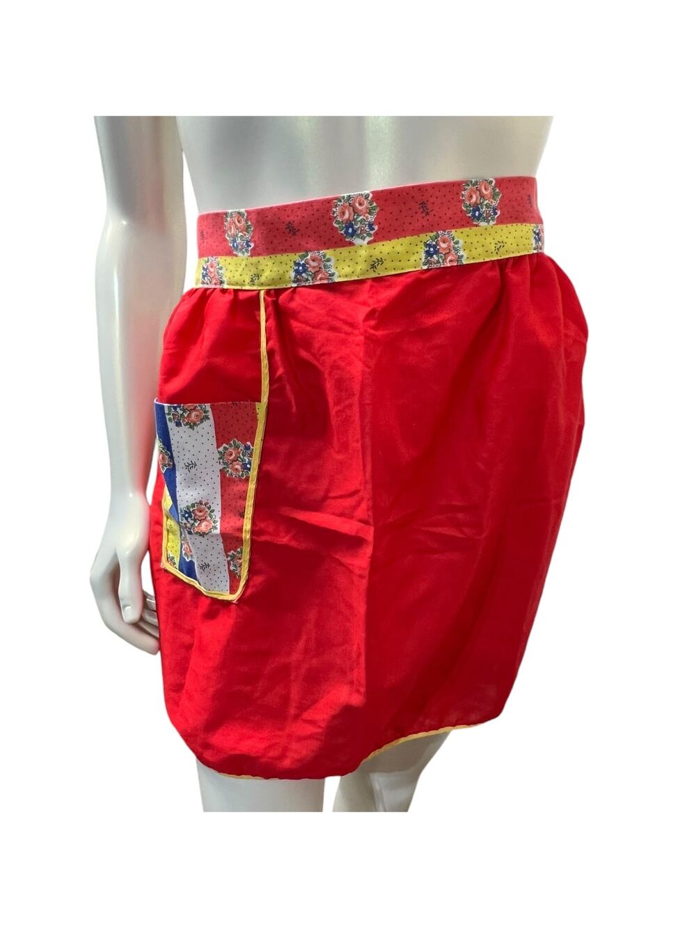 Vintage Red/Orage Yellow Floral Half Apron Hostess Kitchen Cotton Poly Blend